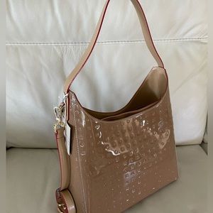 Arcadia Italy, patent leather Beige or Tan shoulder bag Logo Embossed MED